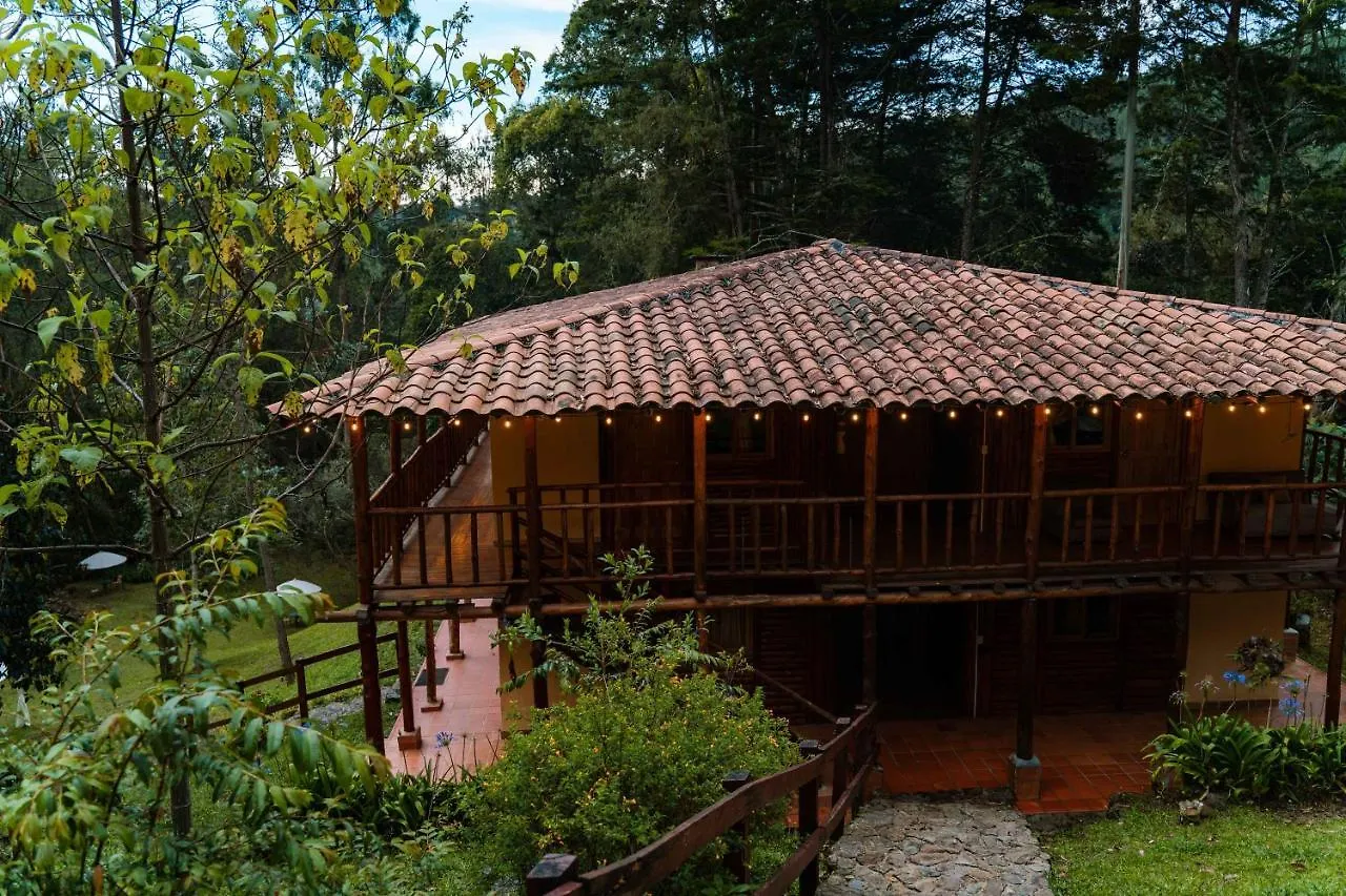Alma Hotel Campestre Santa Elena  Santa Elena (Antioquia)